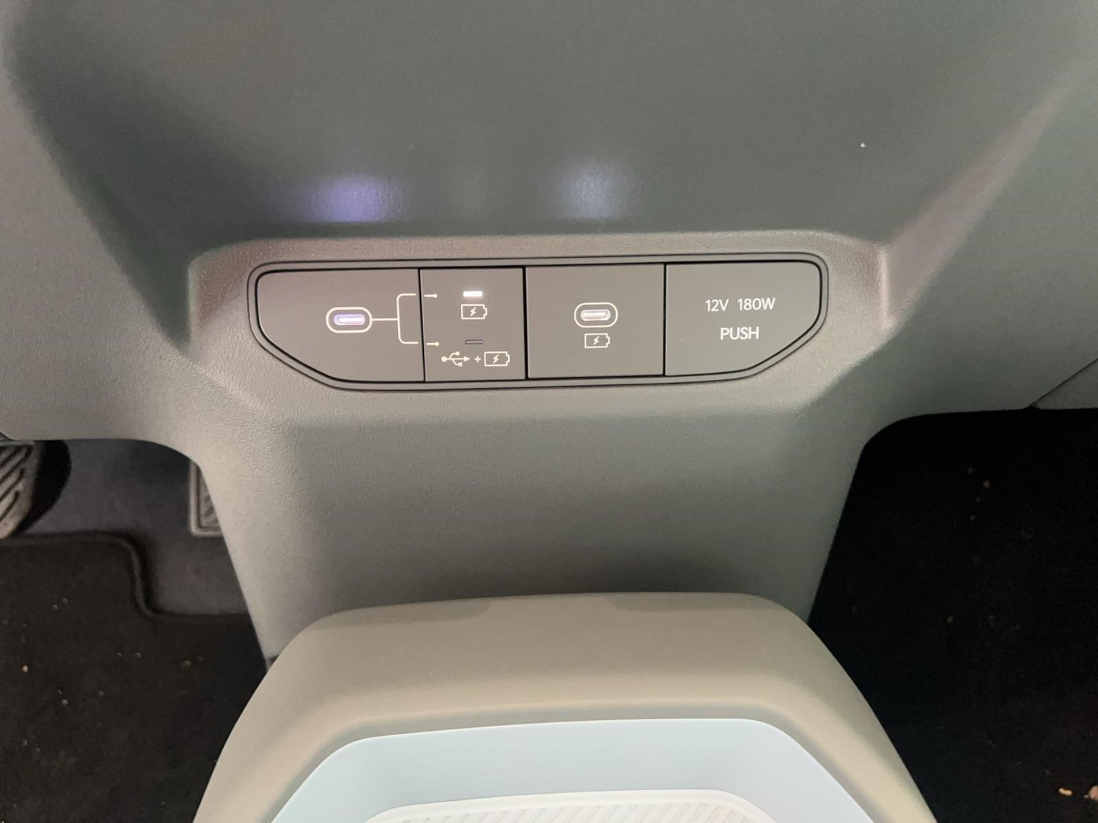 KIA EV3 81 kWh Earth+