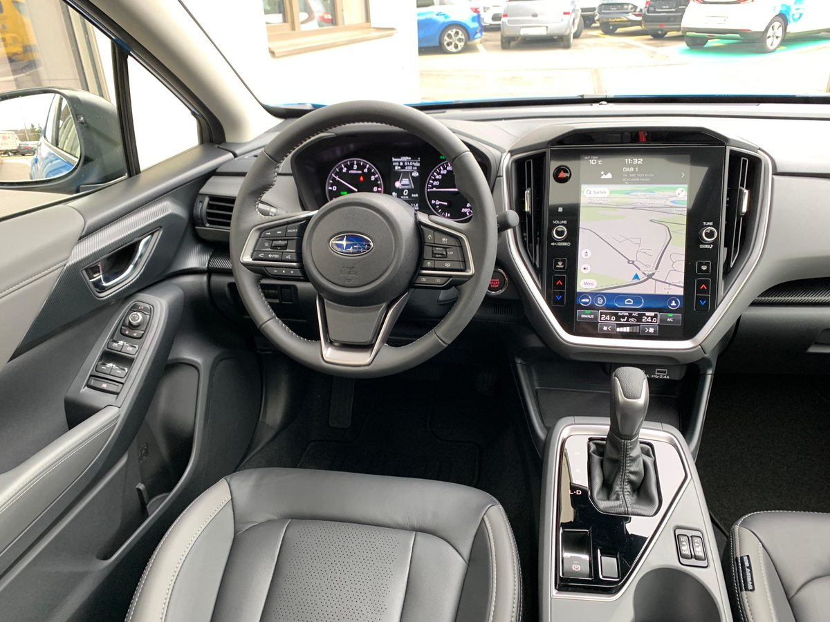 SUBARU Crosstrek 2.0i e-Boxer Swiss Plus