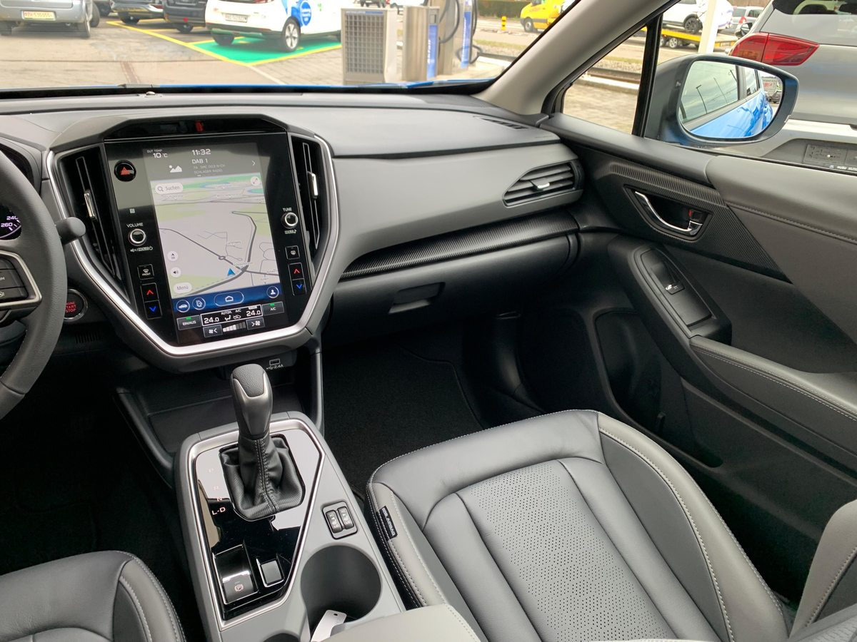SUBARU Crosstrek 2.0i e-Boxer Swiss Plus