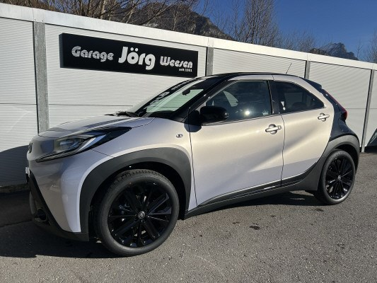 TOYOTA Aygo X 1.0 VVT-i JBL CVT