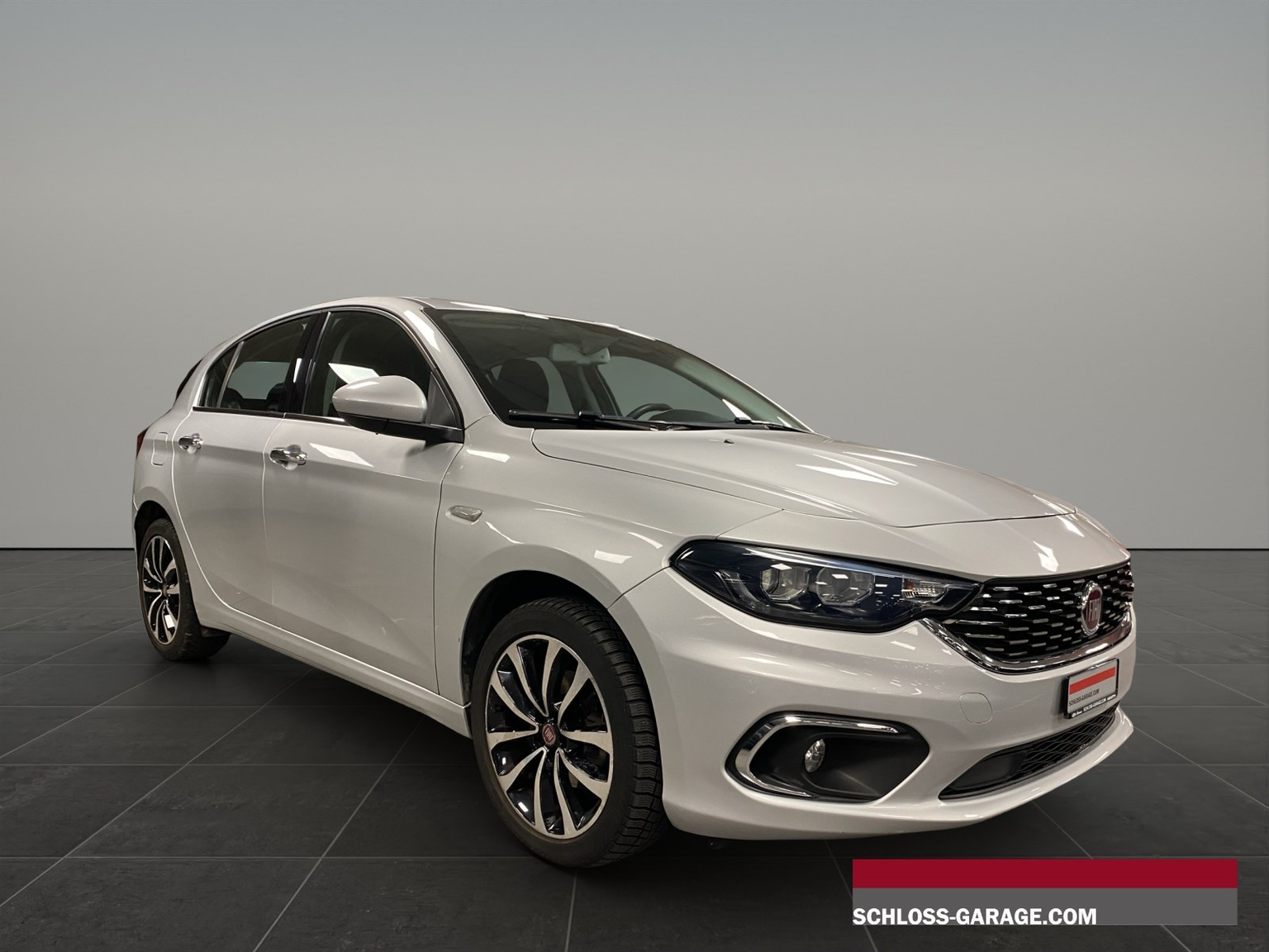FIAT TIPO HB 1.6 MultiJet 120 DCT Lounge