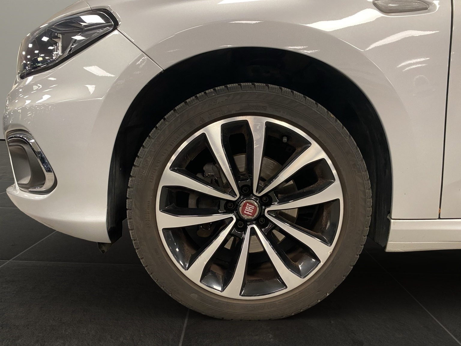 FIAT TIPO HB 1.6 MultiJet 120 DCT Lounge