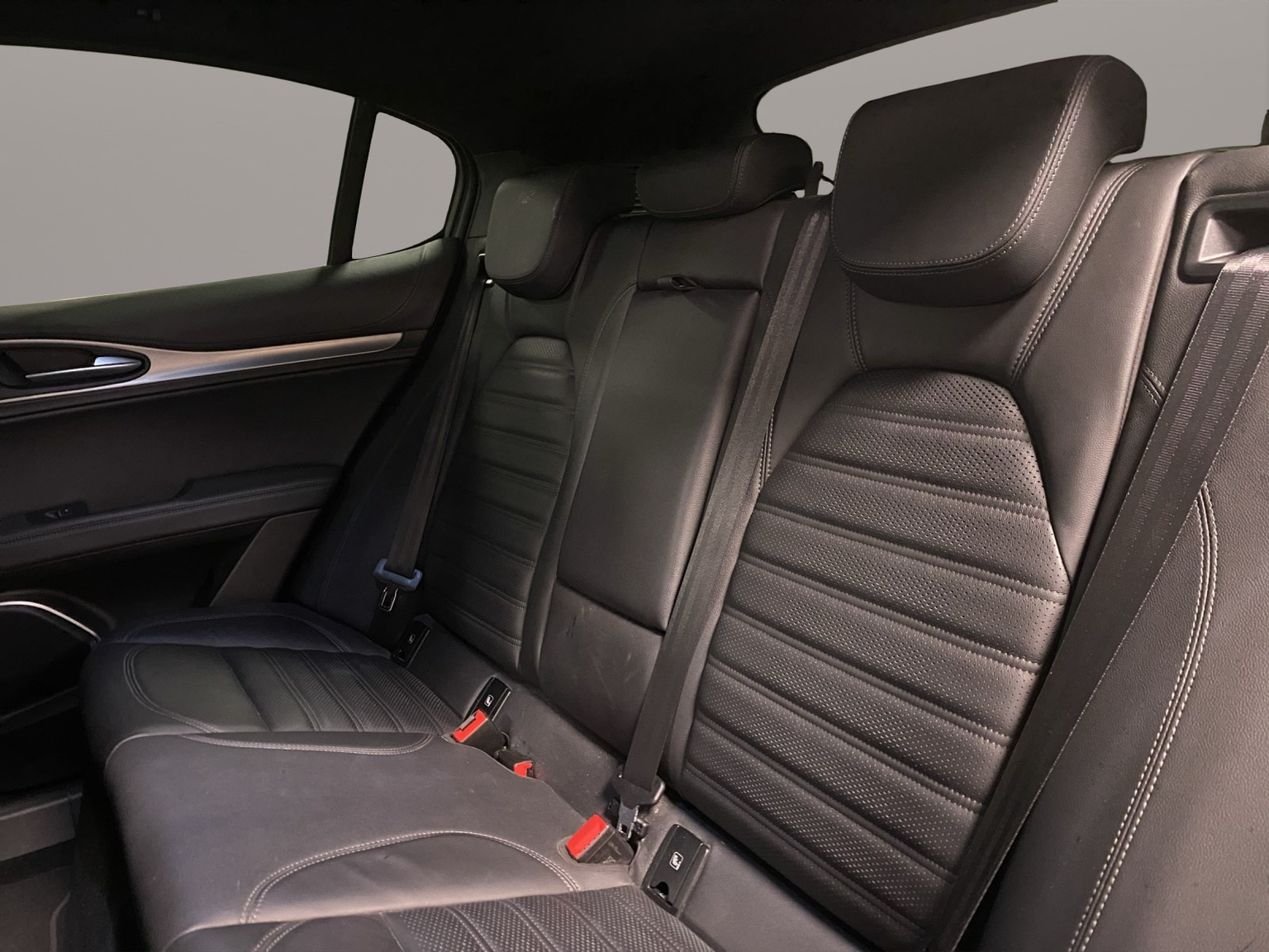 ALFA ROMEO STELVIO 2.0 Q4 280 Veloce