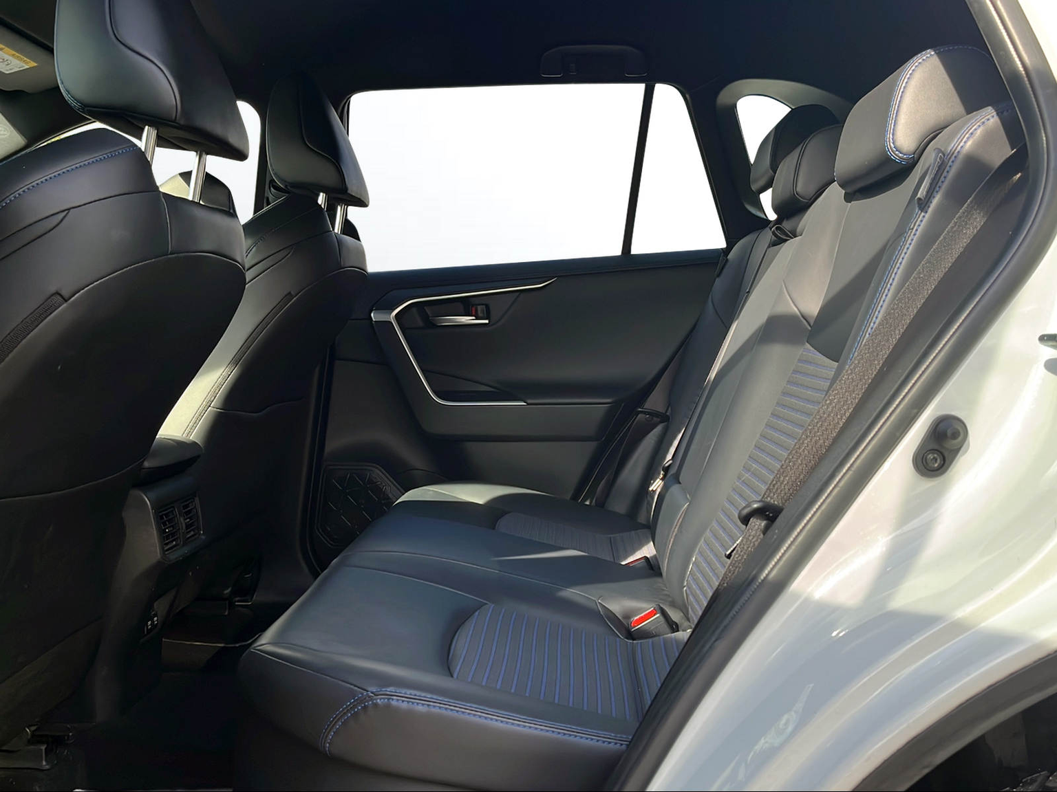 TOYOTA RAV-4 2.5 HSD Style e-CVT 4WD