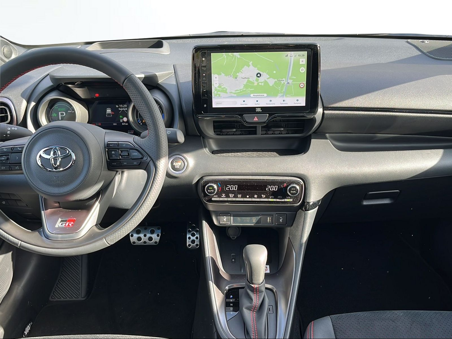 TOYOTA Yaris 1.5 GR Sport e-CVT