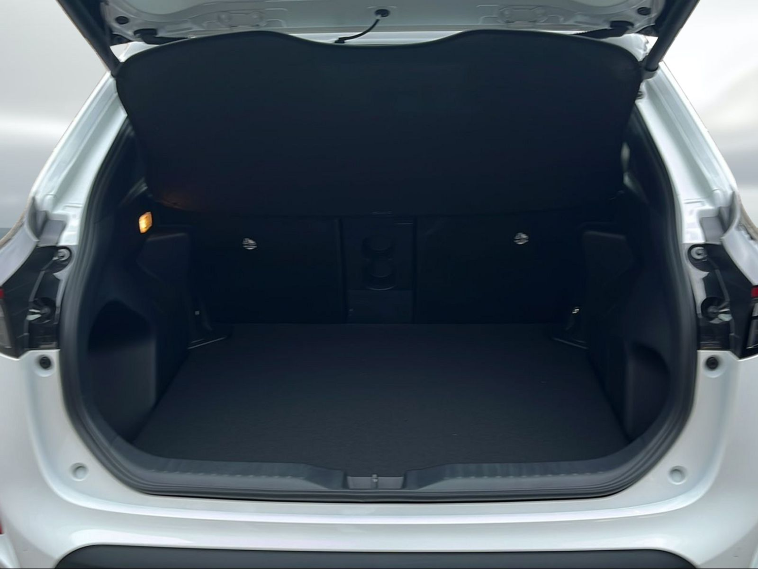 TOYOTA Yaris Cross 1.5 Trend e-CVT AWDi