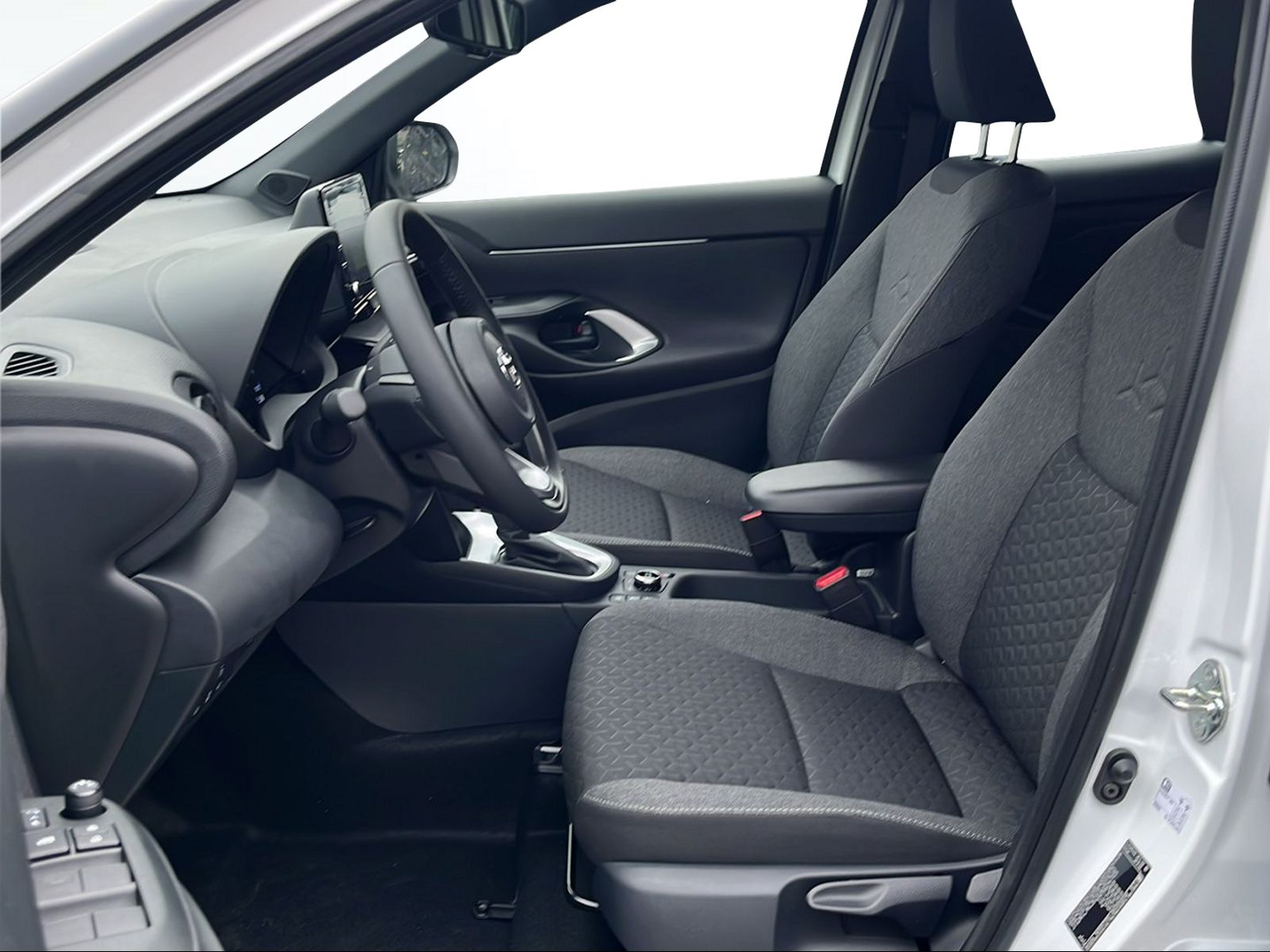 TOYOTA Yaris Cross 1.5 Trend e-CVT AWDi