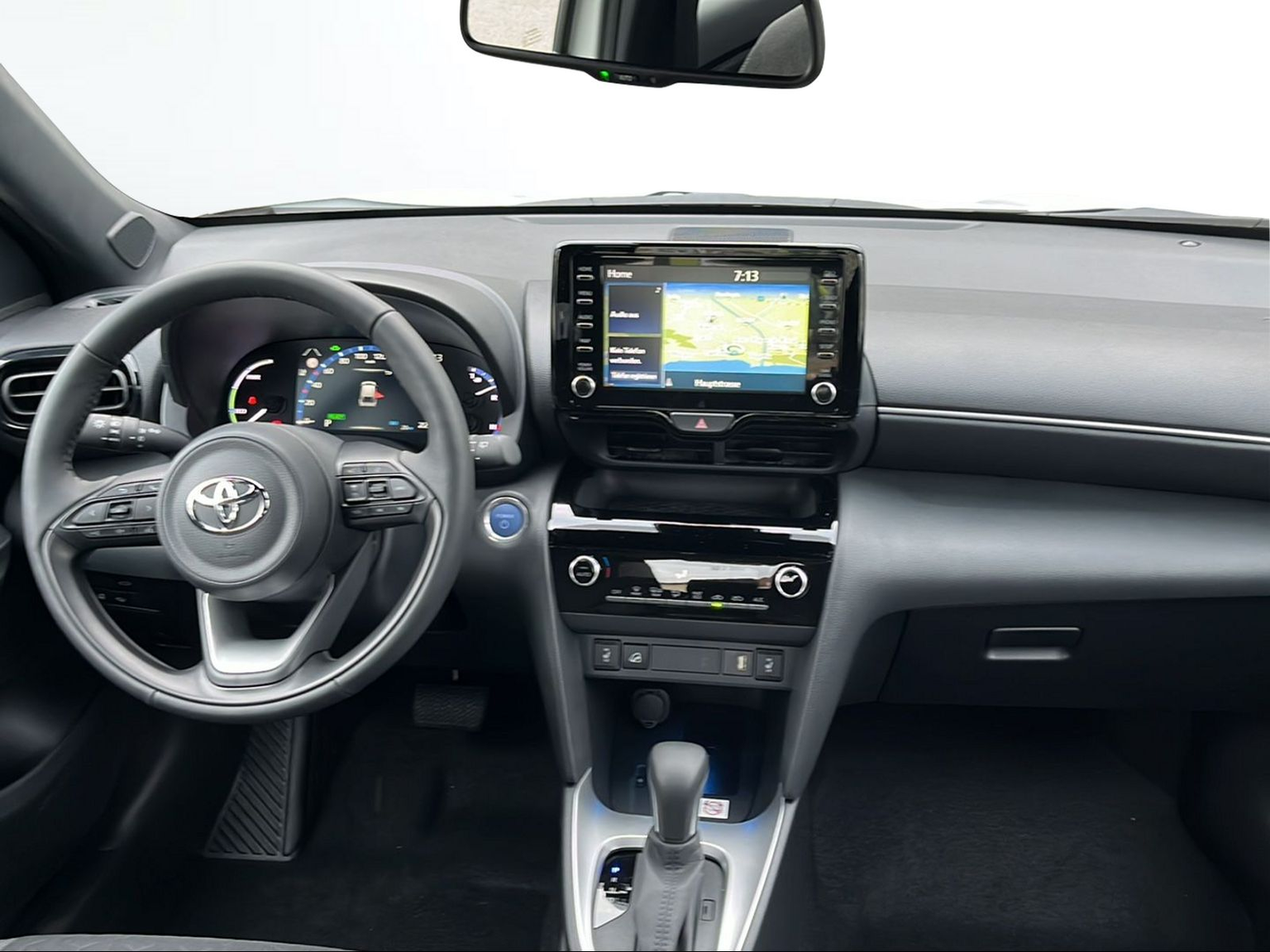 TOYOTA Yaris Cross 1.5 Trend e-CVT AWDi