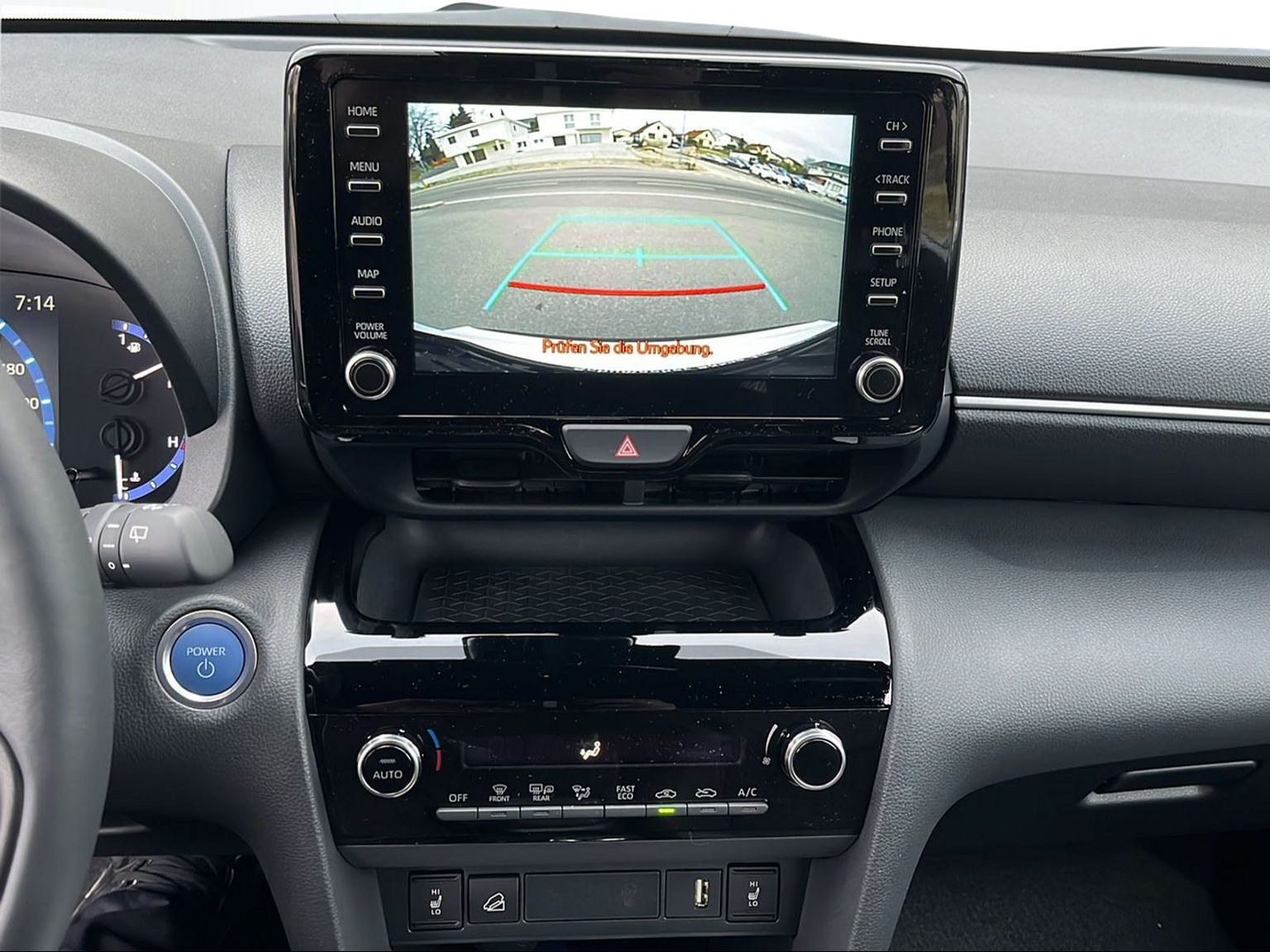 TOYOTA Yaris Cross 1.5 Trend e-CVT AWDi