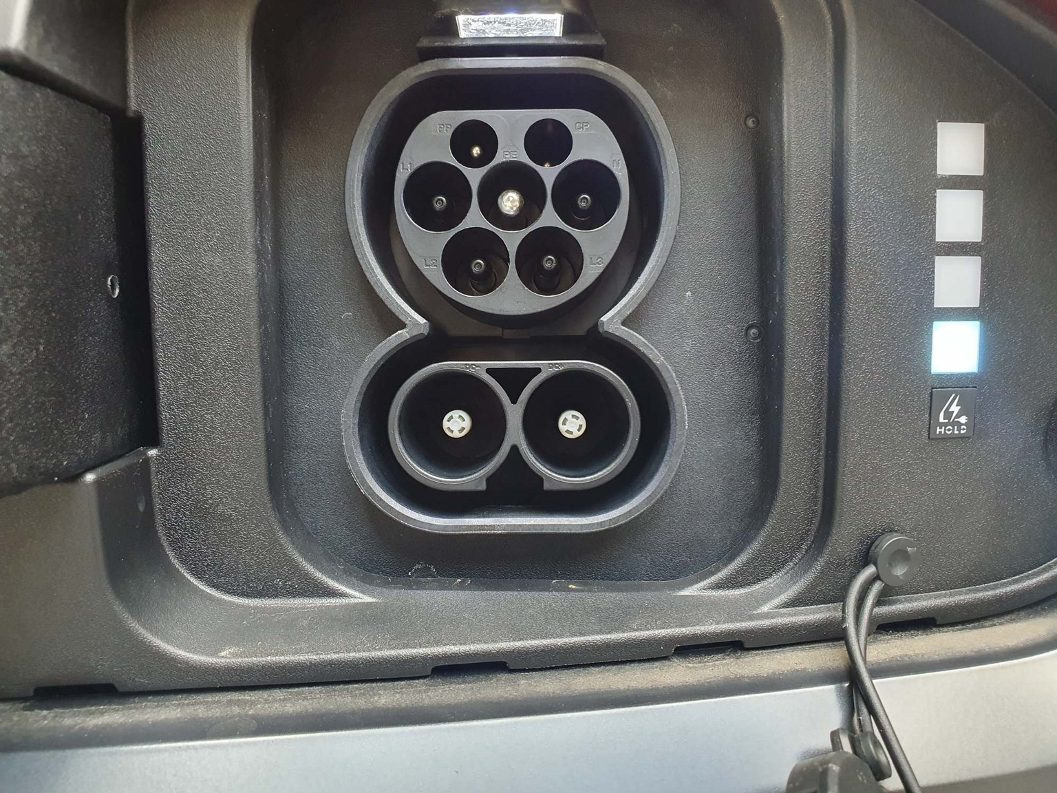 HYUNDAI Kona Electric NEW Amplia 514 kms autonomie