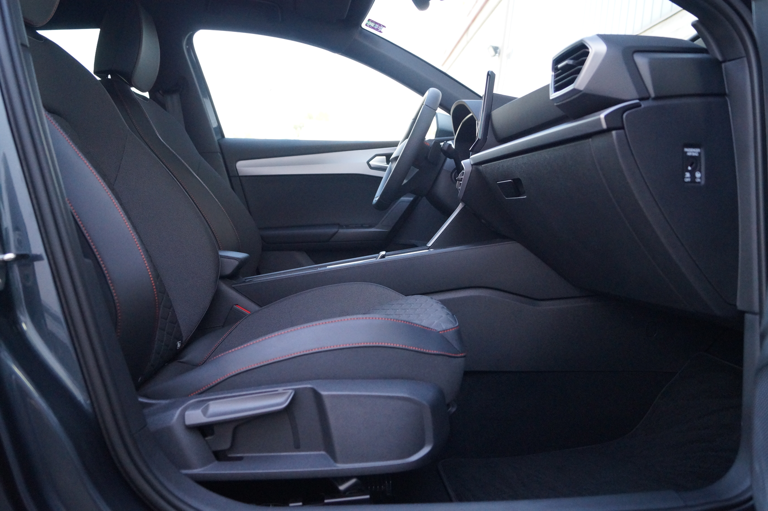 SEAT Leon ST 1.4 eHybrid pHEV DSG Hola FR • 204PS • ACC & DCC • RFK
