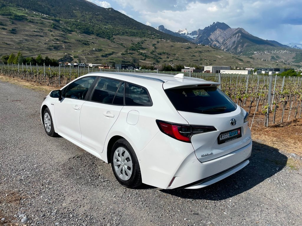 TOYOTA Corolla Touring Sports 1.8 HSD Comfort