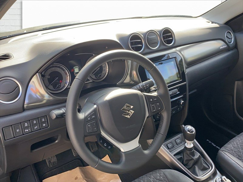 SUZUKI Vitara 1.4 T Compact Top Hybrid 4x4