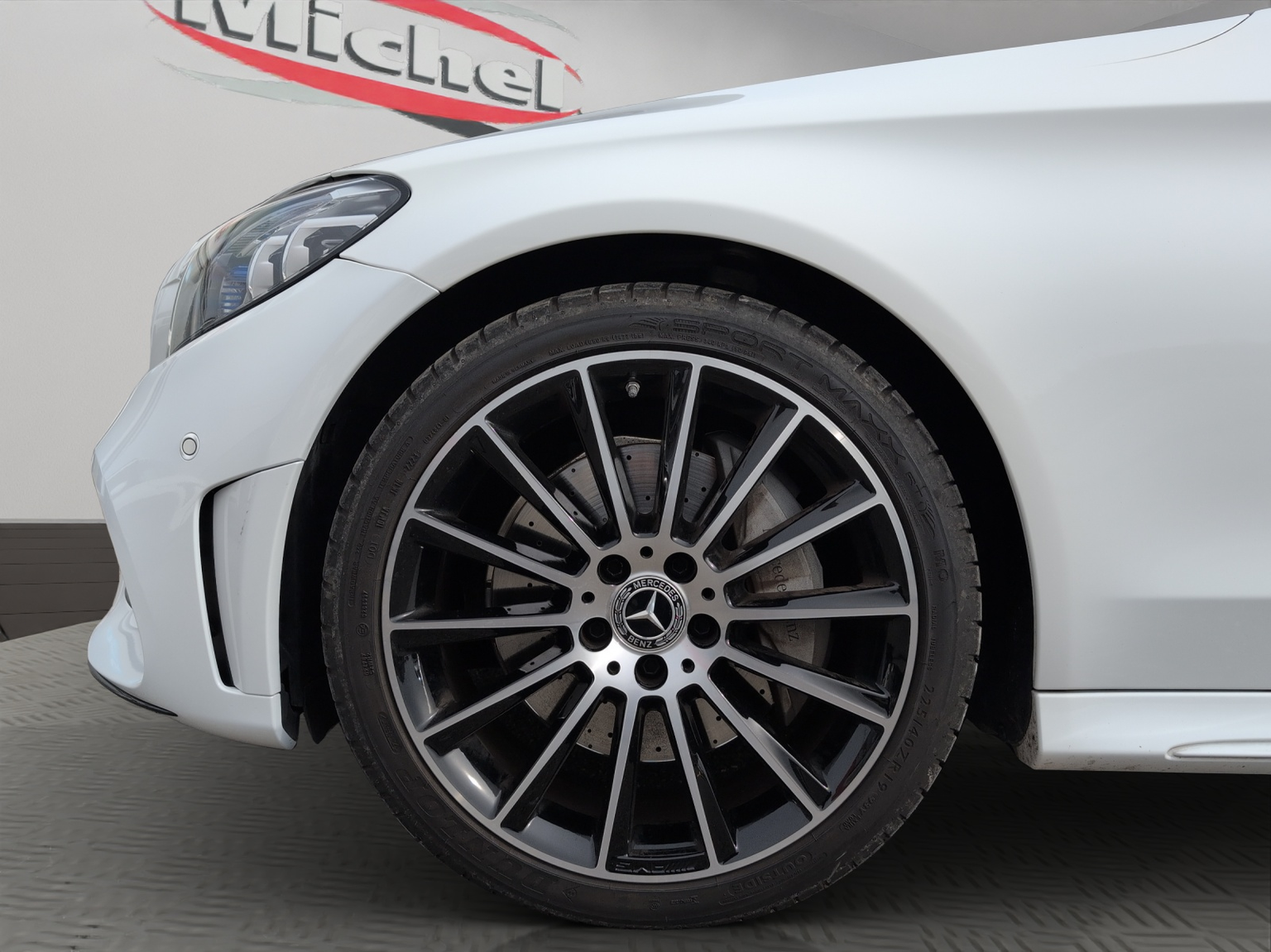 MERCEDES-BENZ C 300 AMG Line 4Matic Cabriolet 9G-Tronic / 3.99% Leasing
