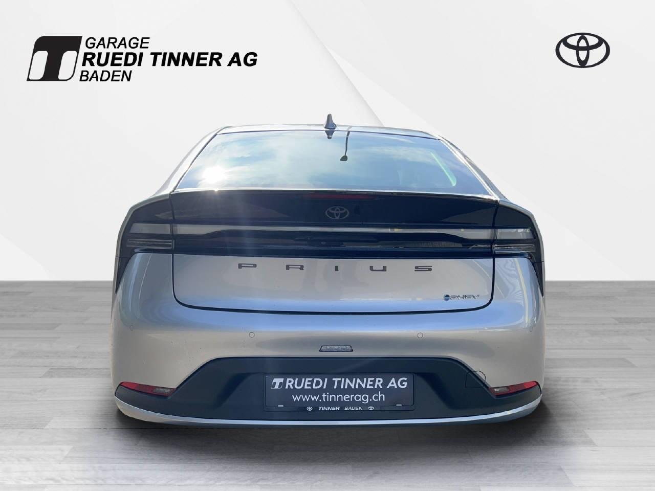 TOYOTA Prius 2.0 Plug-In-Hybrid Trend