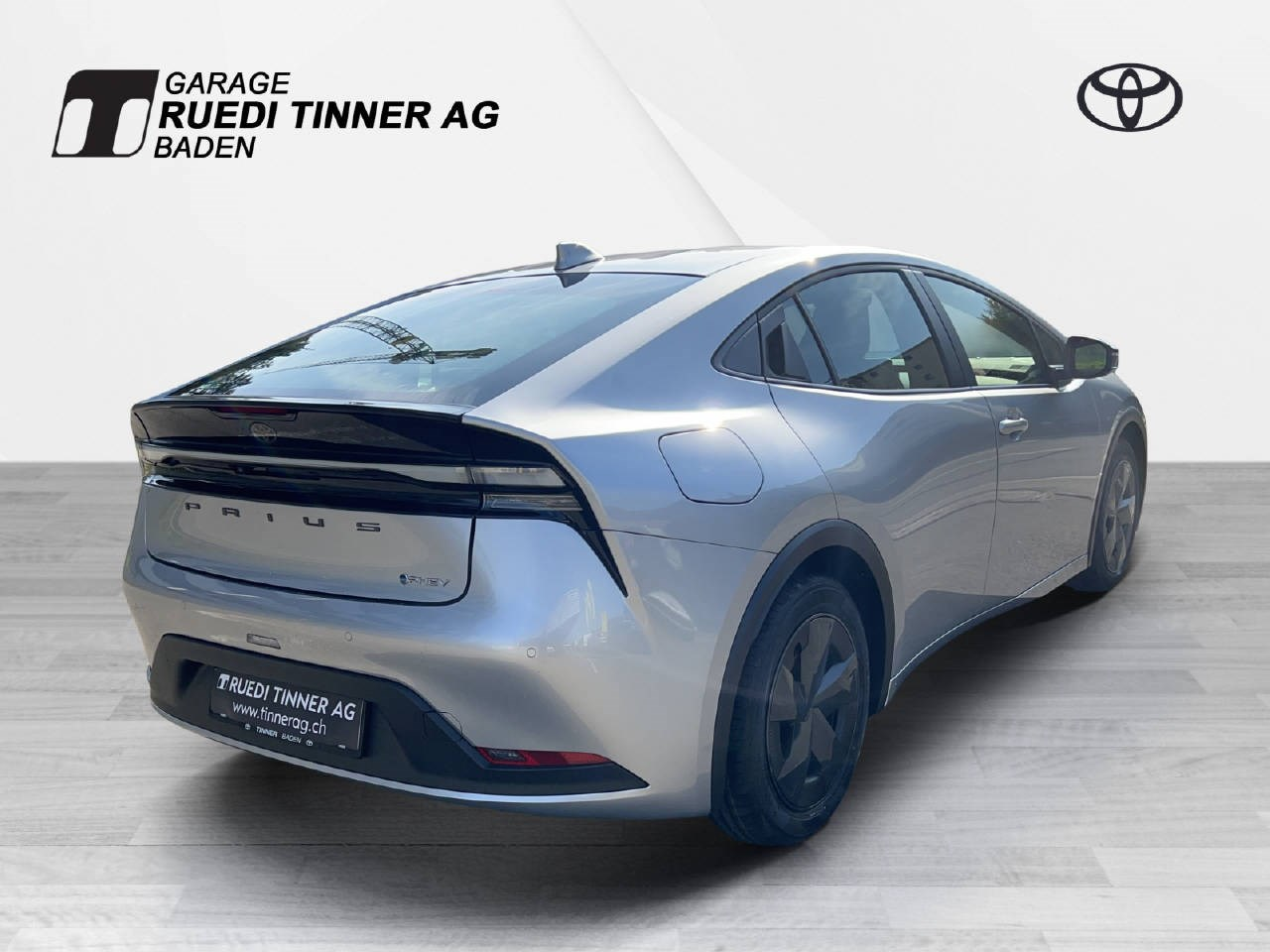 TOYOTA Prius 2.0 Plug-In-Hybrid Trend