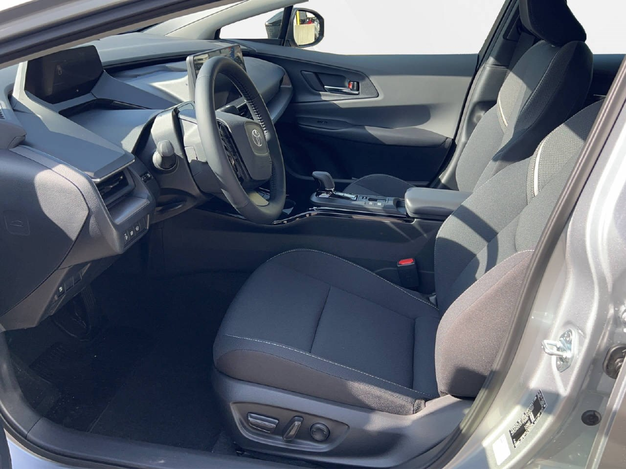TOYOTA Prius 2.0 Plug-In-Hybrid Trend