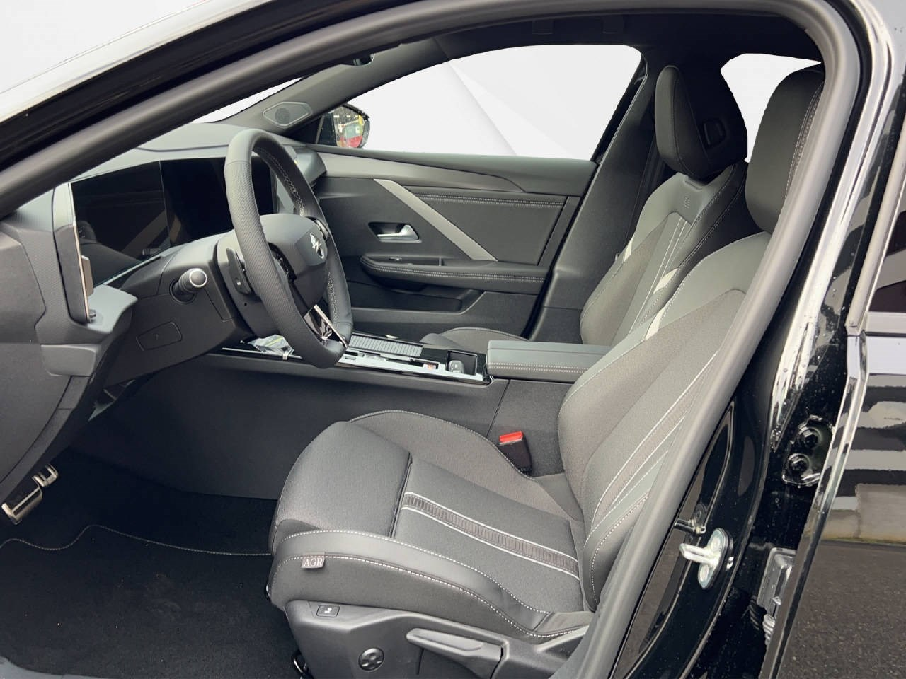 OPEL Astra Sports Tourer 1.2 T 130 Swiss Plus