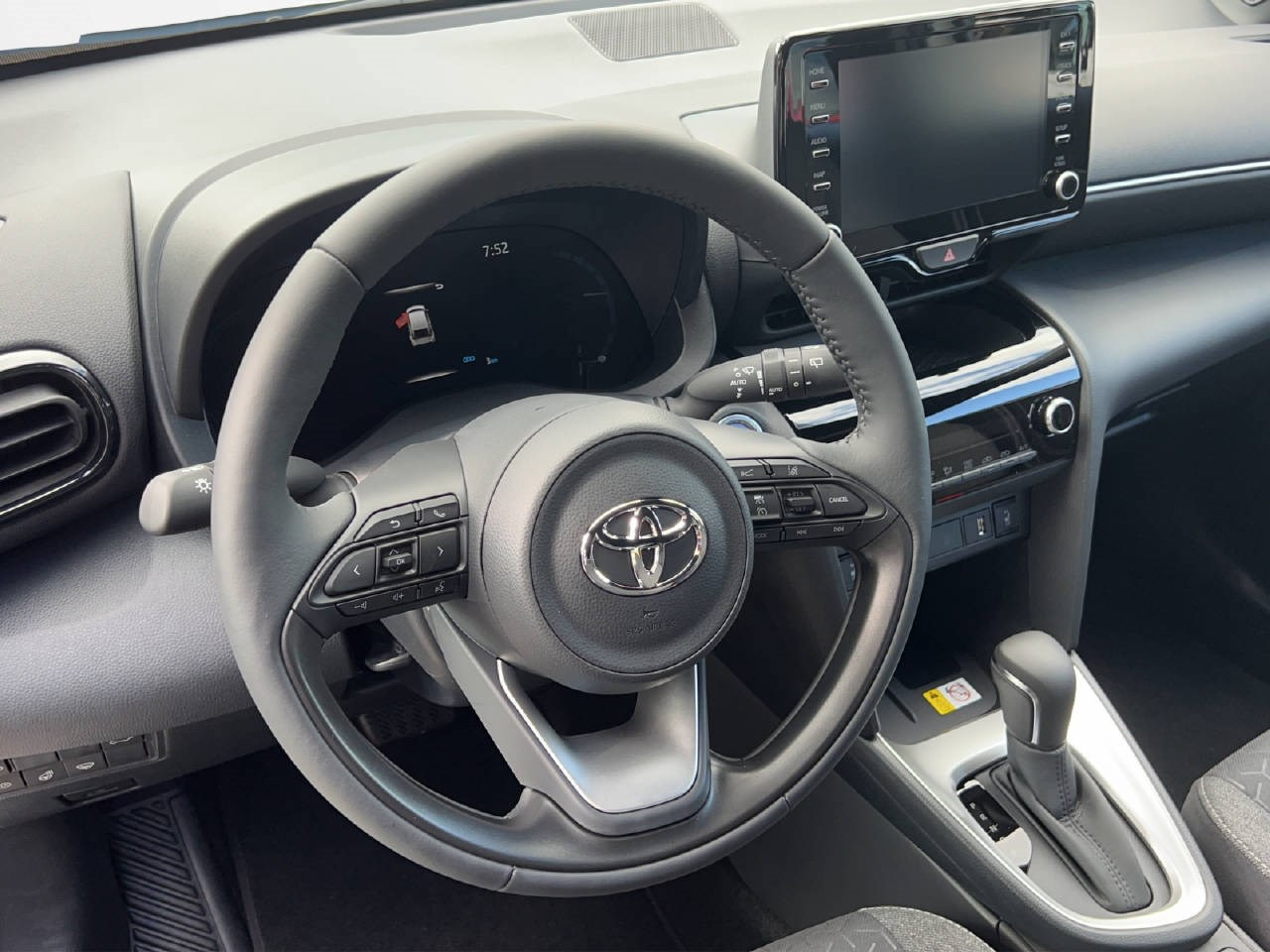 TOYOTA Yaris Cross 1.5 VVT-i HSD Trend AWD-i