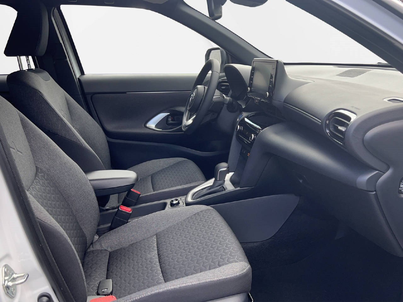 TOYOTA Yaris Cross 1.5 VVT-i HSD Trend AWD-i