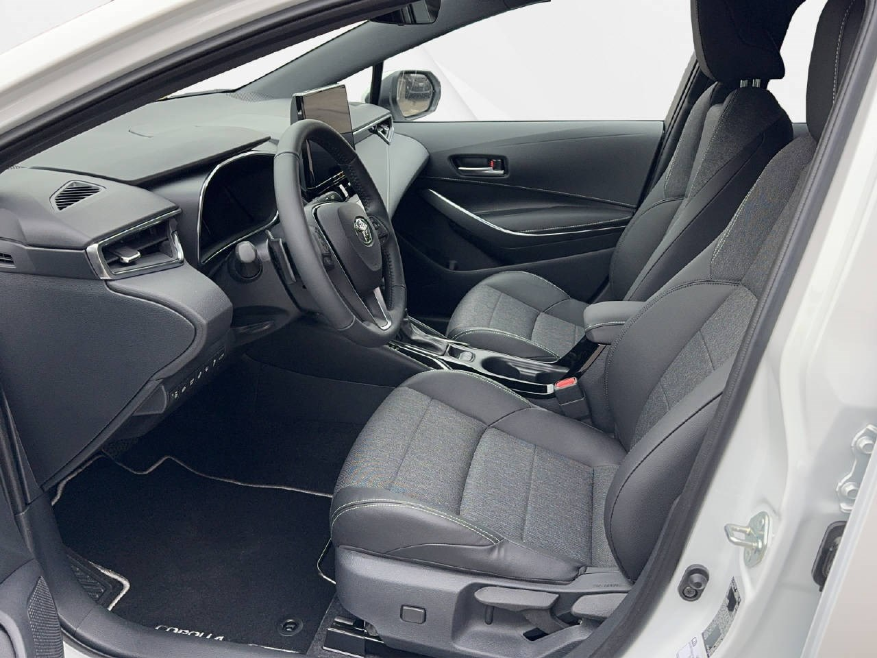TOYOTA Corolla Touring Sports 2.0 HSD Trend