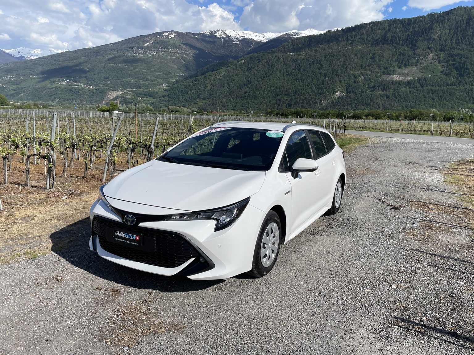 TOYOTA Corolla Touring Sports 1.8 HSD Comfort
