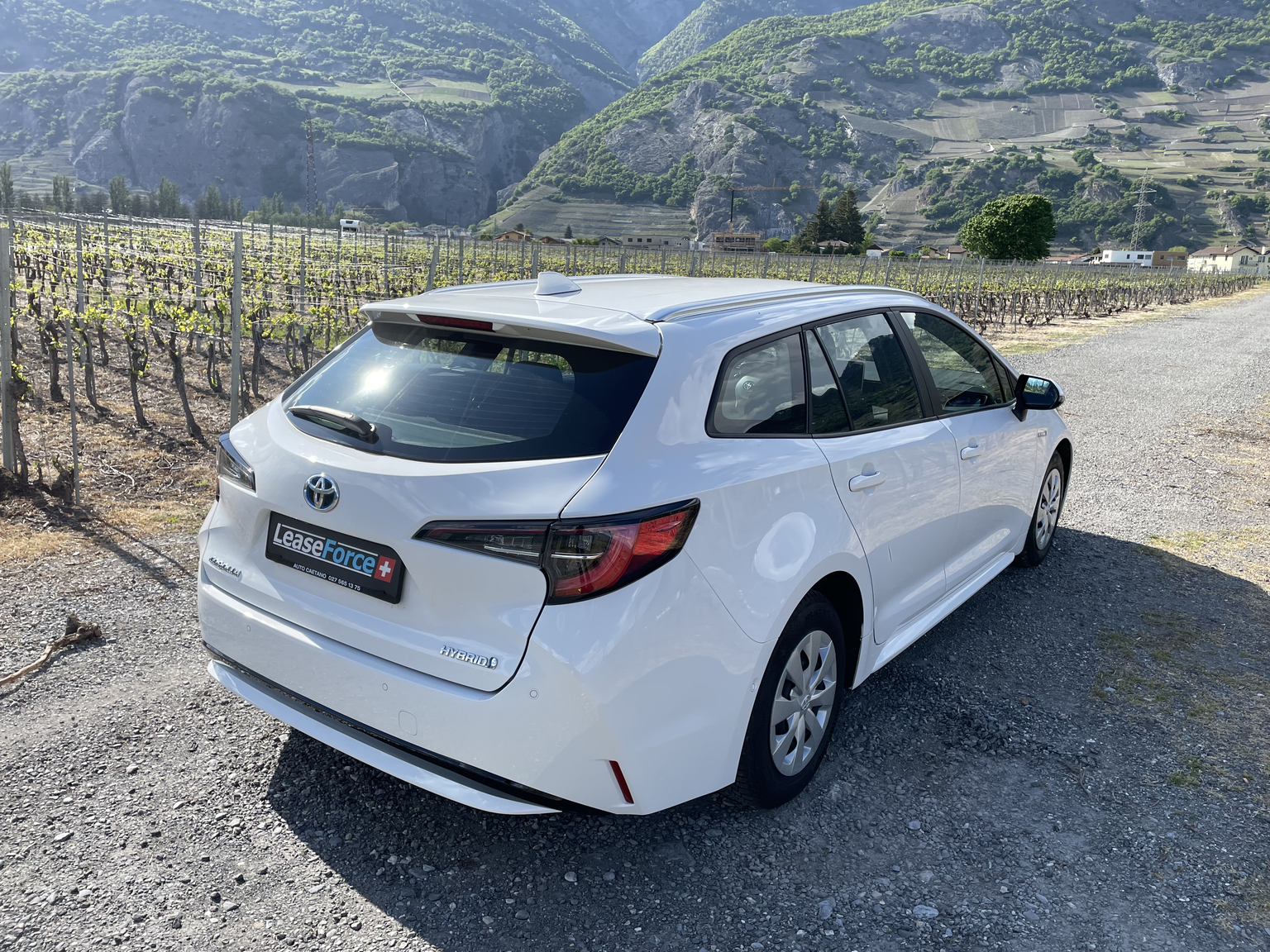 TOYOTA Corolla Touring Sports 1.8 HSD Comfort