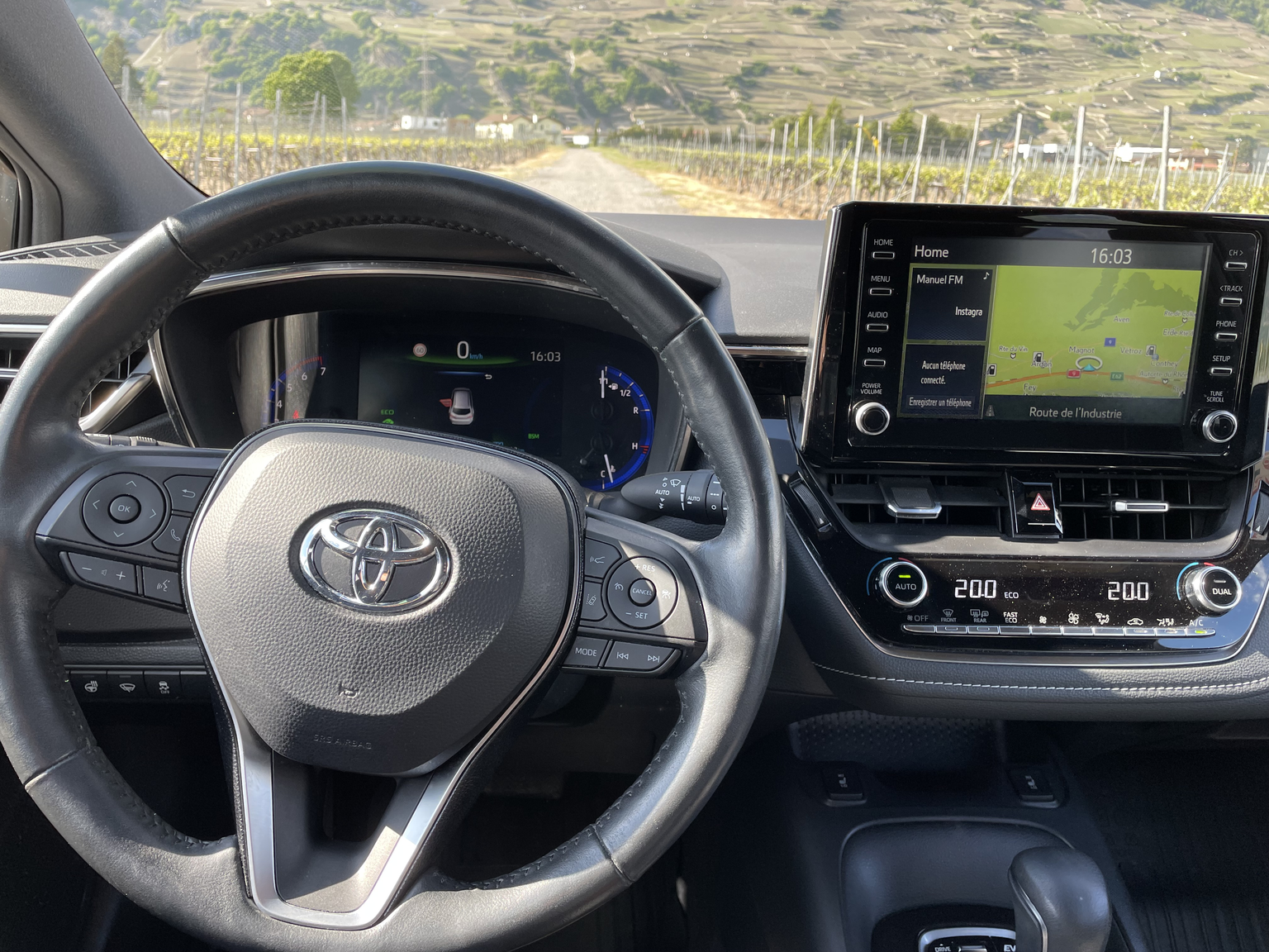 TOYOTA Corolla Touring Sports 1.8 HSD Comfort