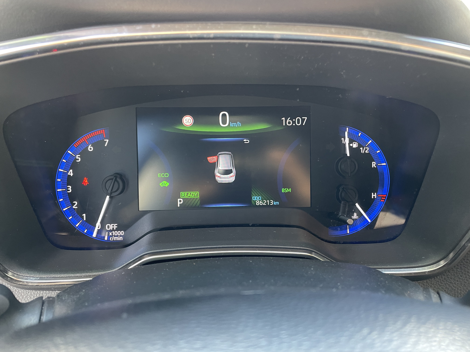 TOYOTA Corolla Touring Sports 1.8 HSD Comfort