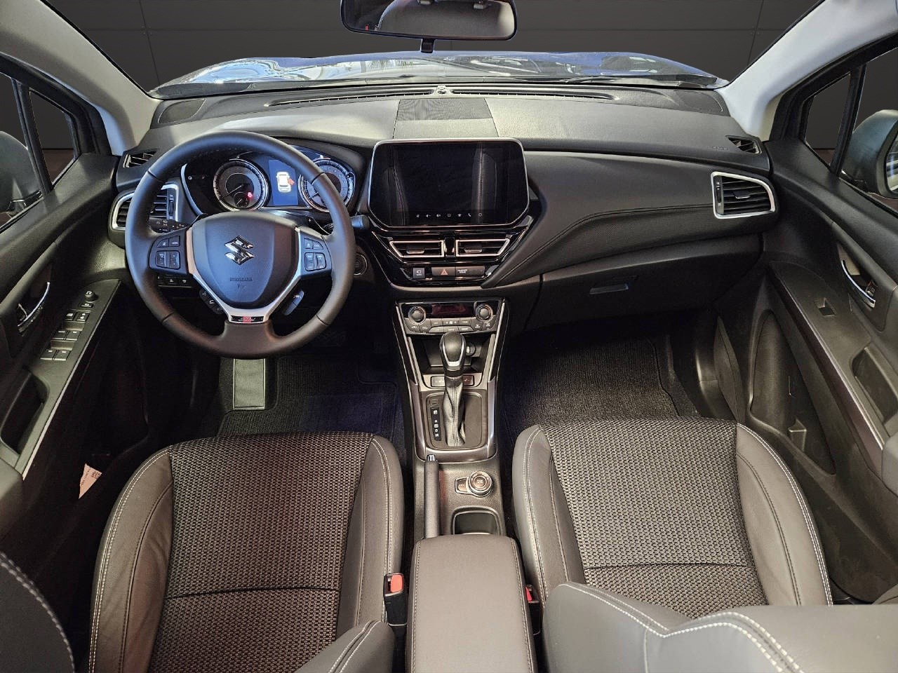 SUZUKI S-Cross 1.5 Piz Sulai Top Hybrid 4x4