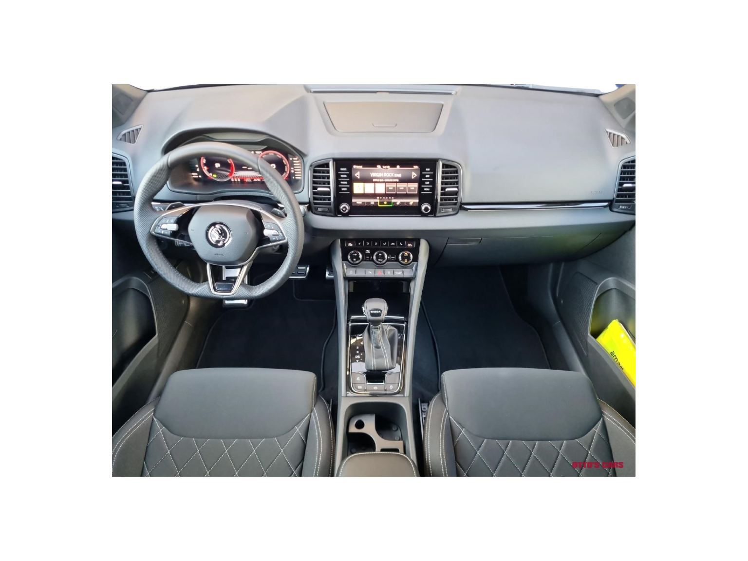 SKODA Karoq 1.5 TSI ACT SportLine DSG *Anhängevorrichtung*el.Heckklappe*Alu19"* 0