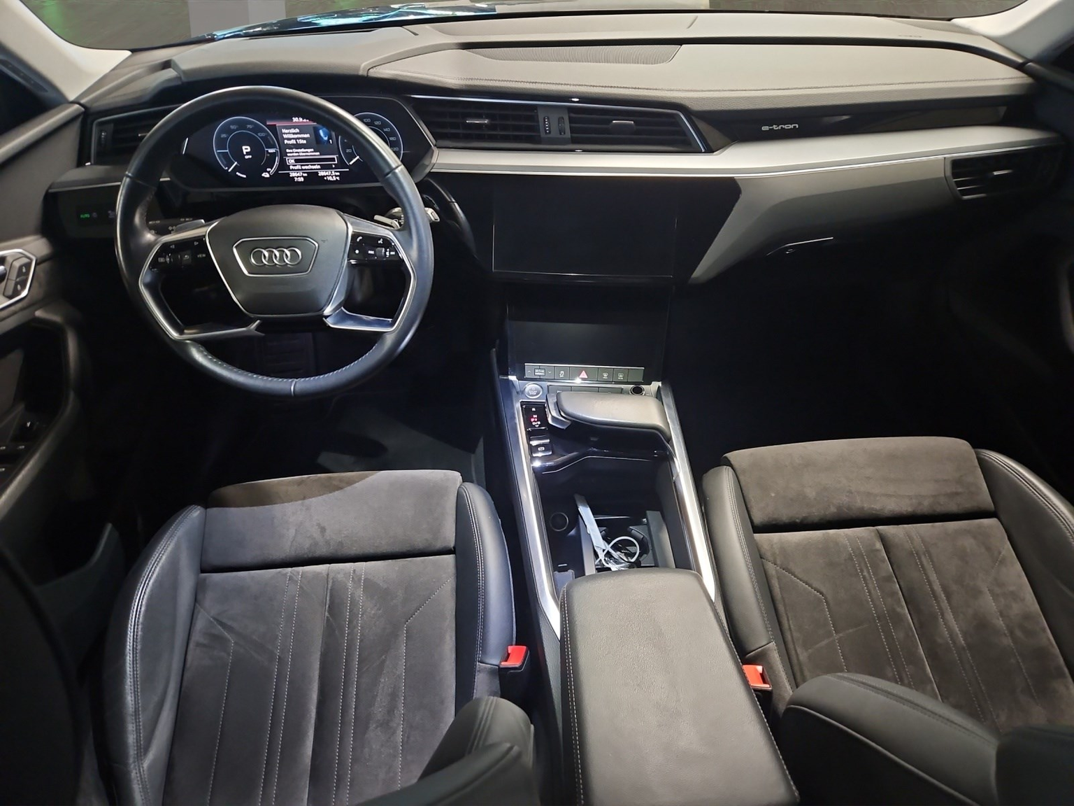 AUDI e-tron 55 Advanced quattro