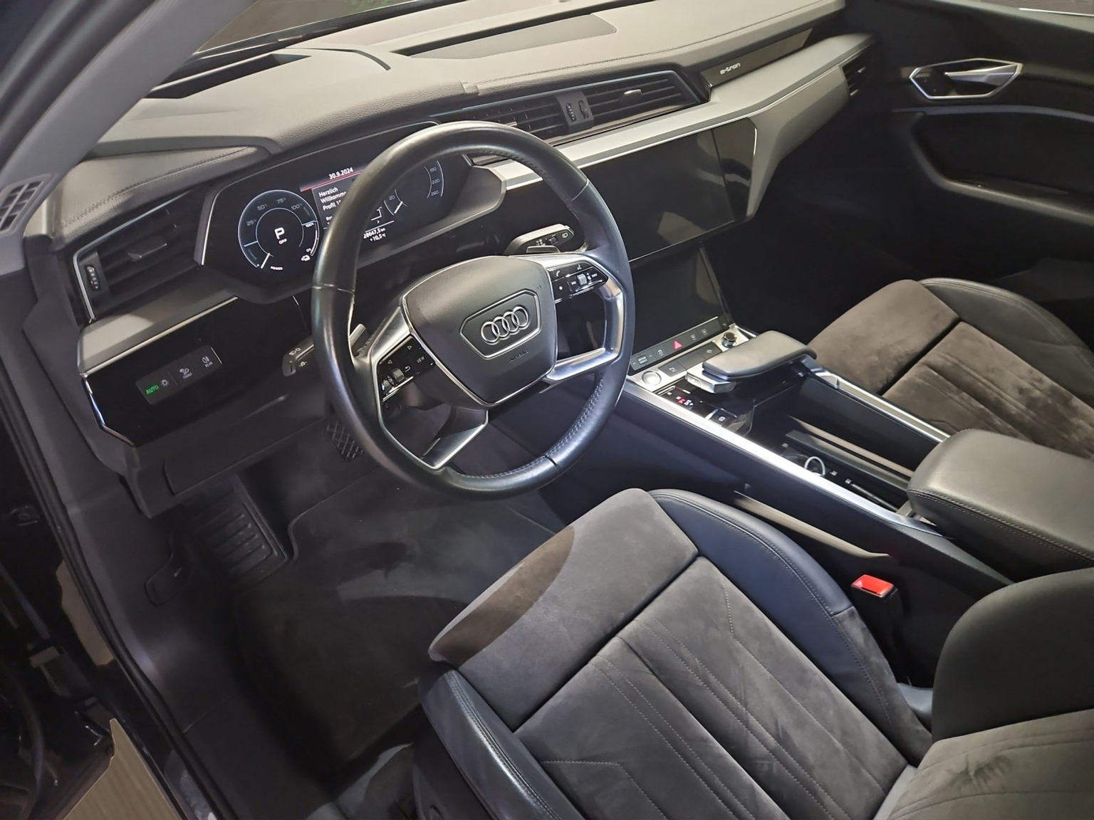 AUDI e-tron 55 Advanced quattro