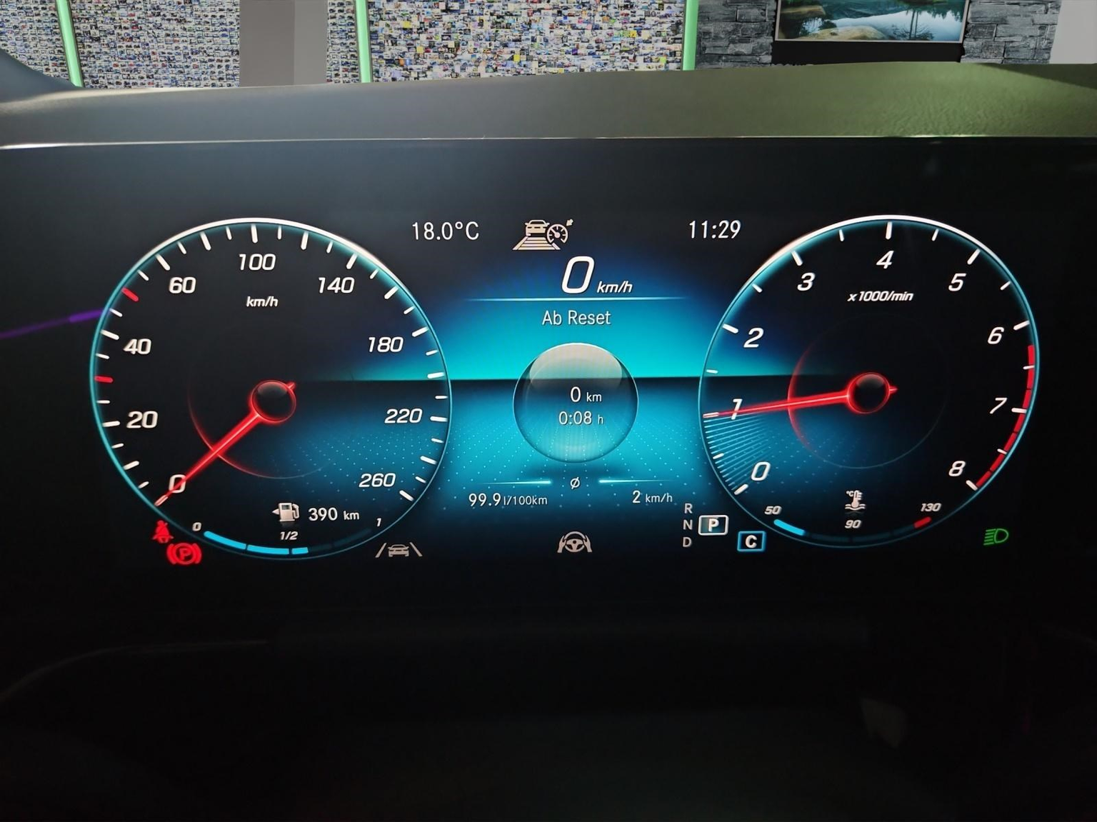 MERCEDES-BENZ GLA 250 AMG Line 4matic