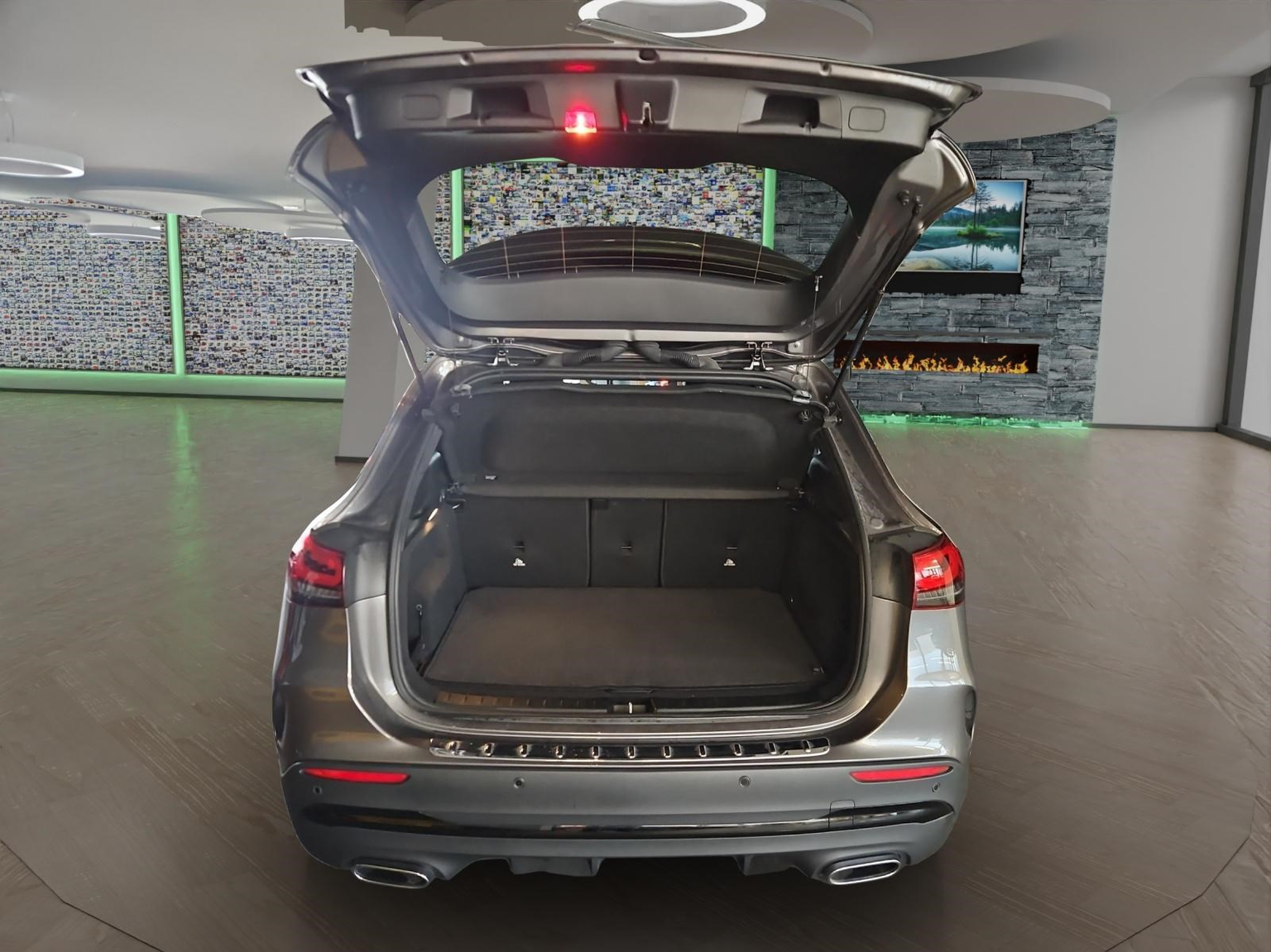 MERCEDES-BENZ GLA 250 AMG Line 4matic