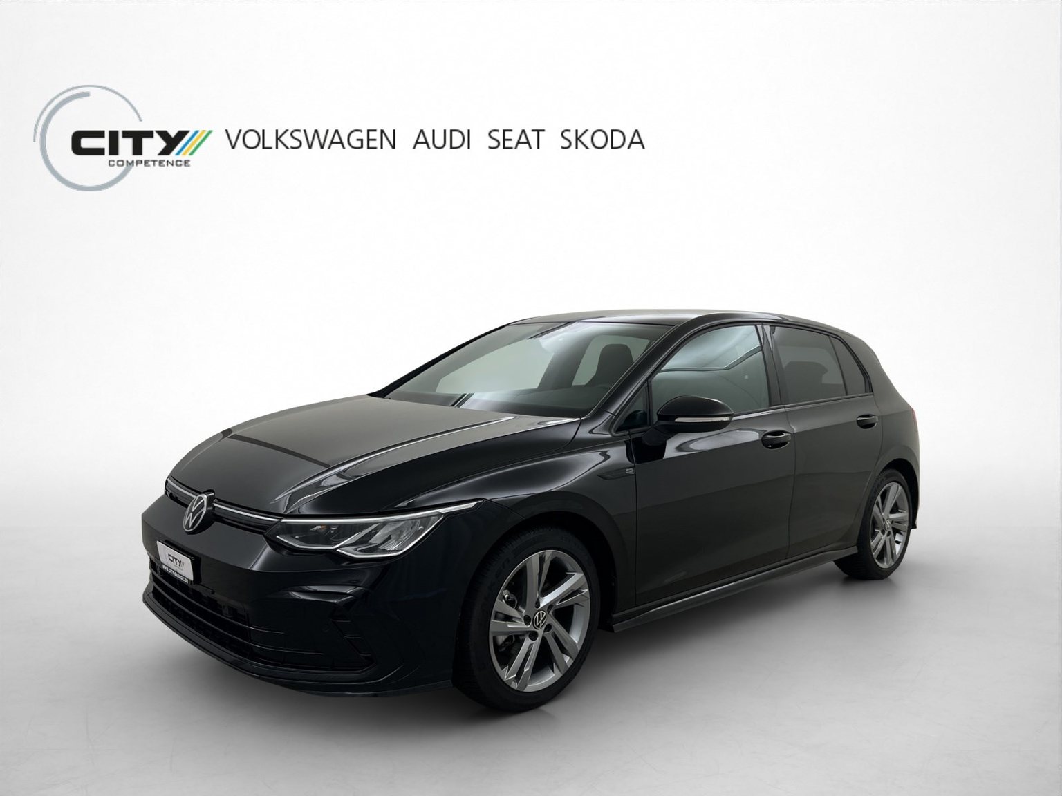 VW Golf 8 2.0 TDI R-Line DSG