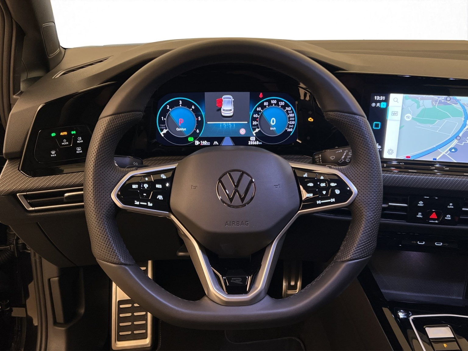 VW Golf 8 2.0 TDI R-Line DSG