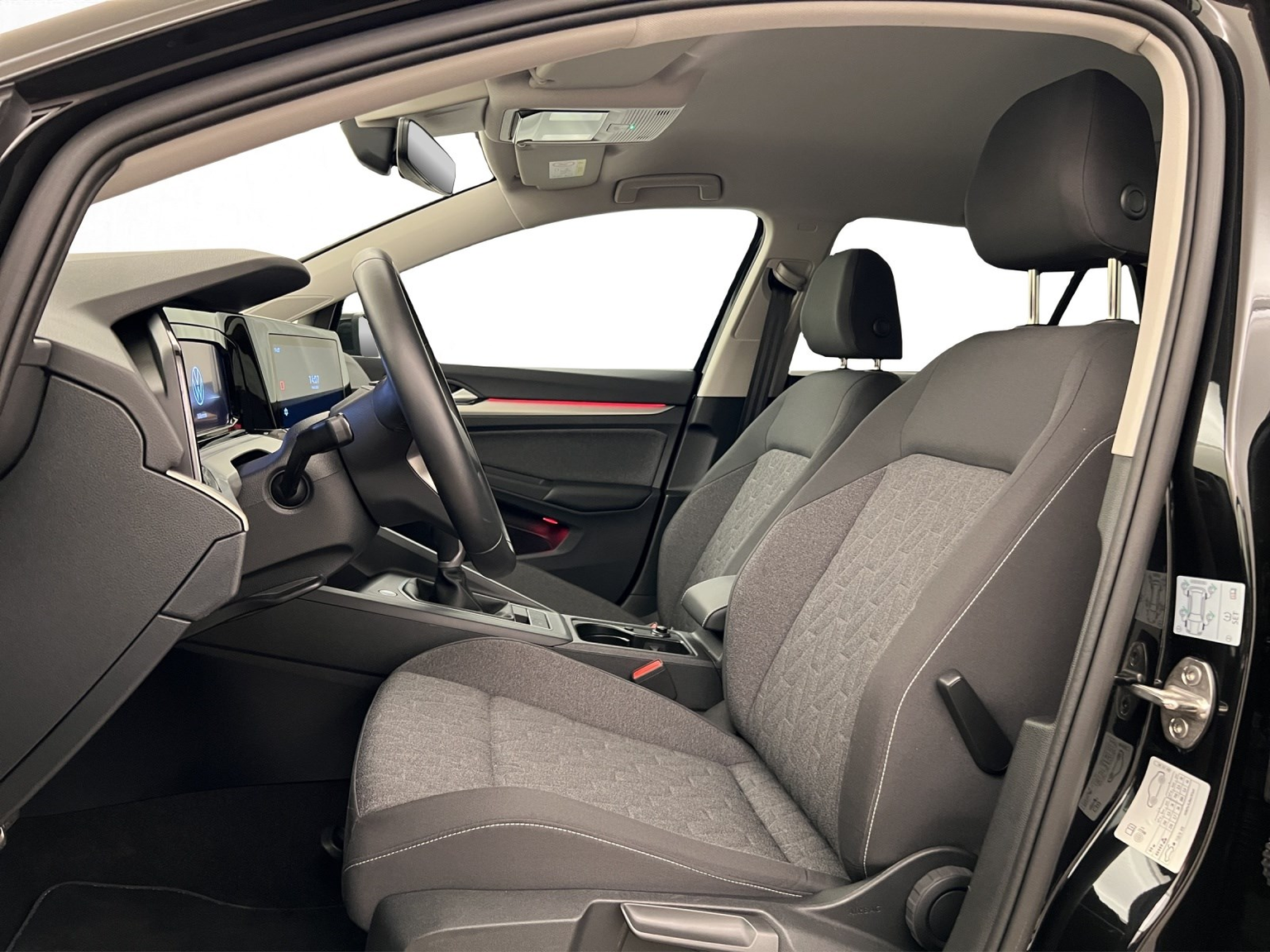 VW Golf 8 1.5 TSI Move