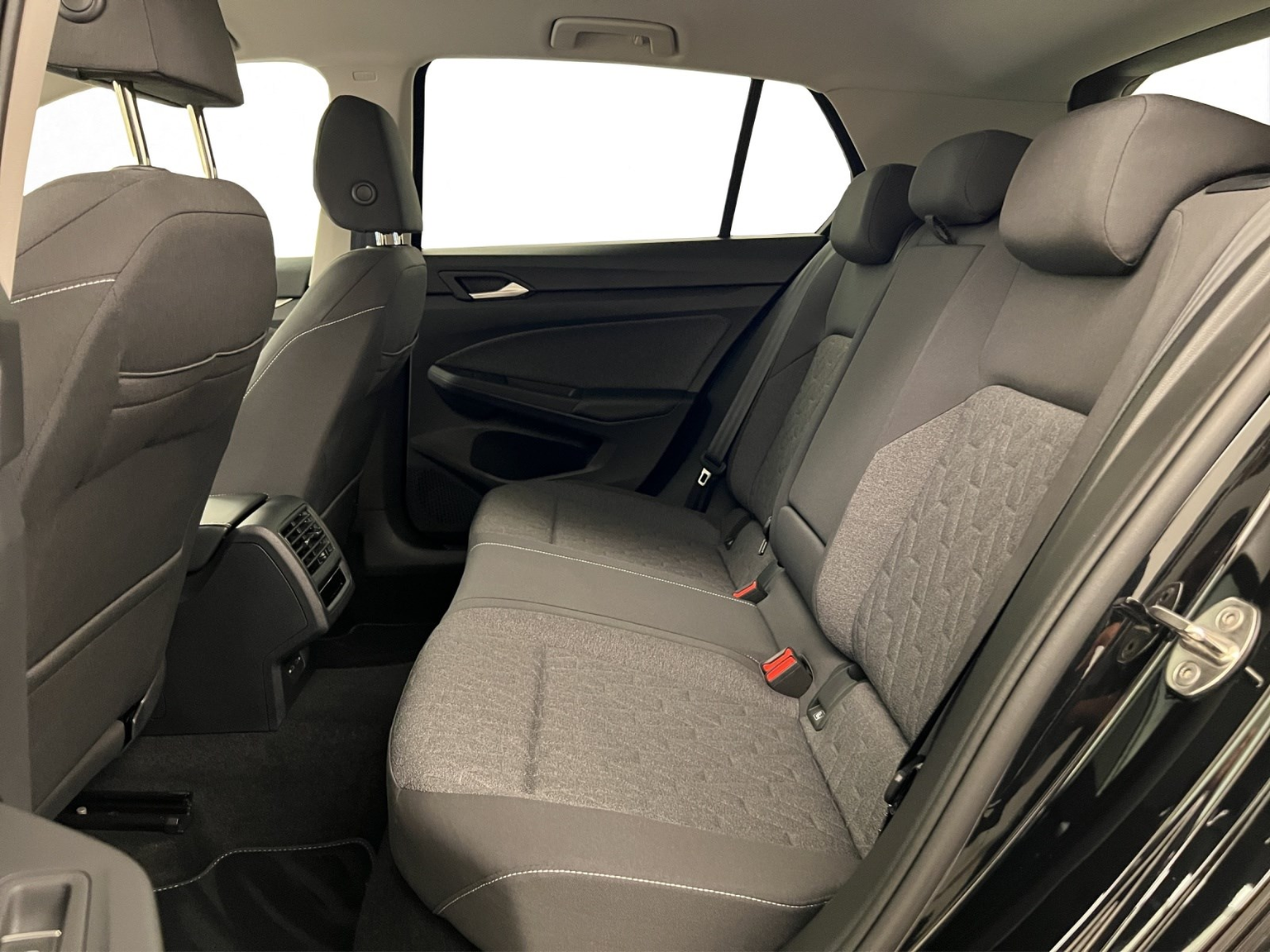 VW Golf 8 1.5 TSI Move