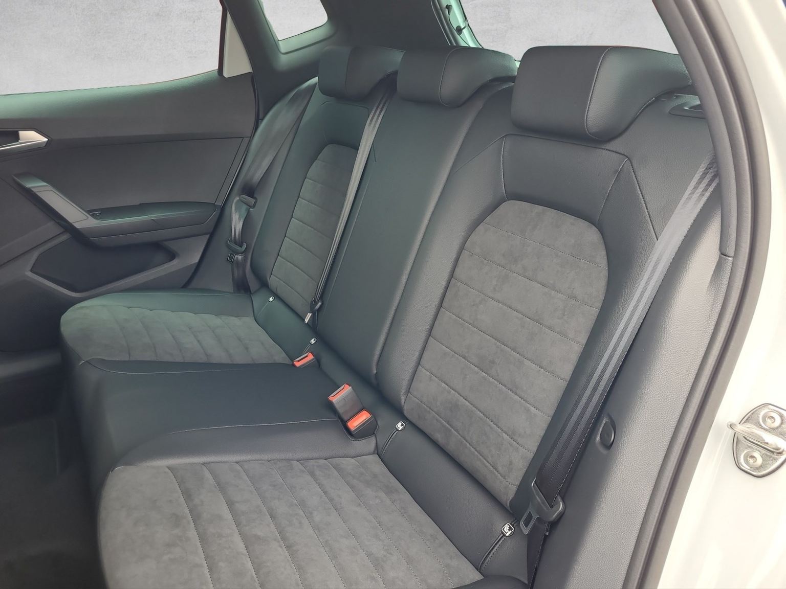 SEAT Arona 1.5 Eco TSI FR Limited Edition DSG