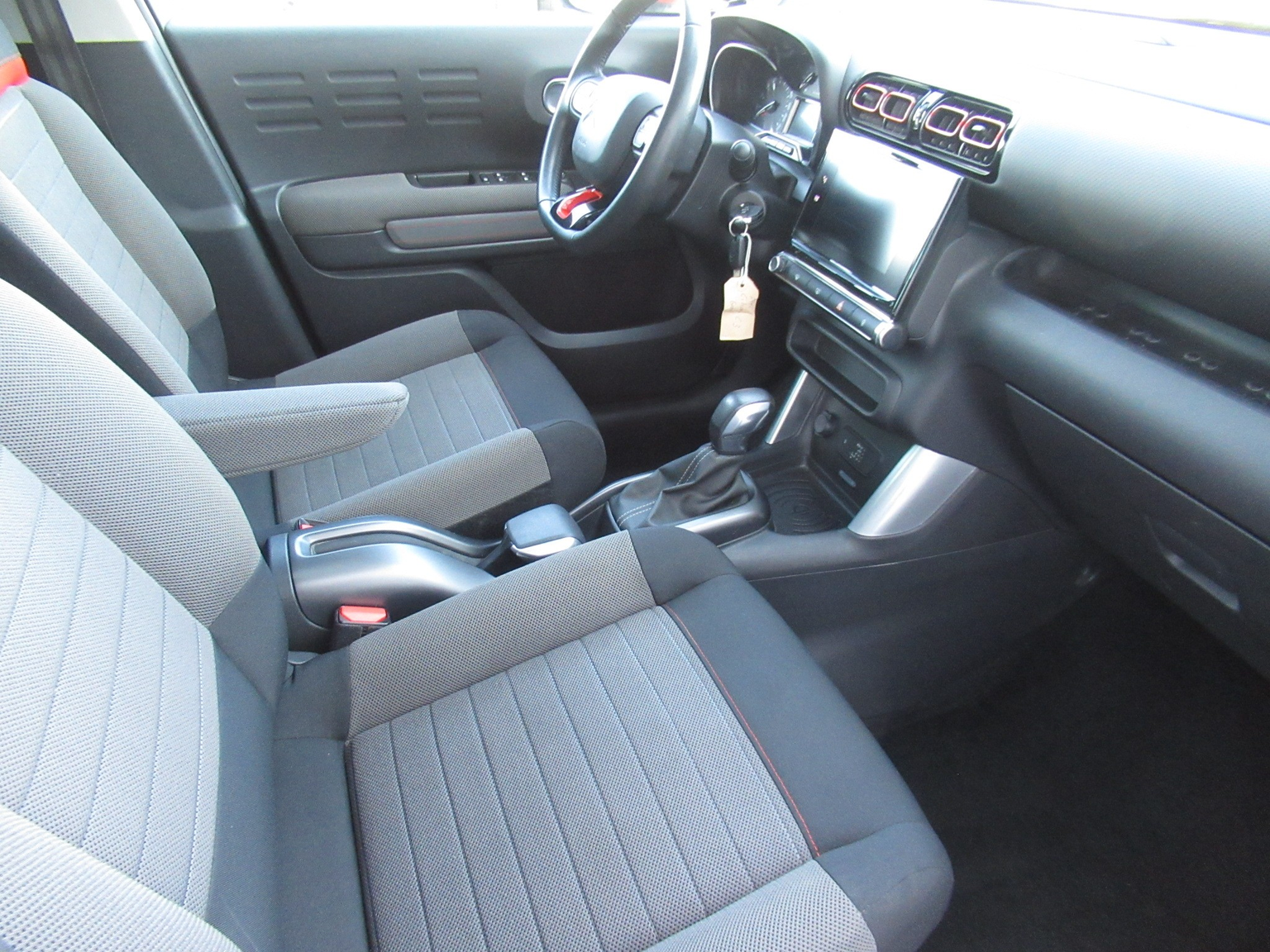 CITROEN C3 Aircross 1.2i PureTech Shine EAT