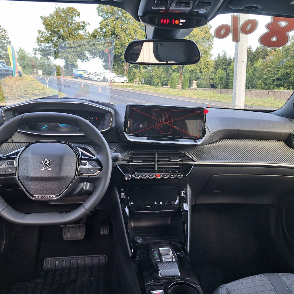 PEUGEOT 2008 e-Allure Pack