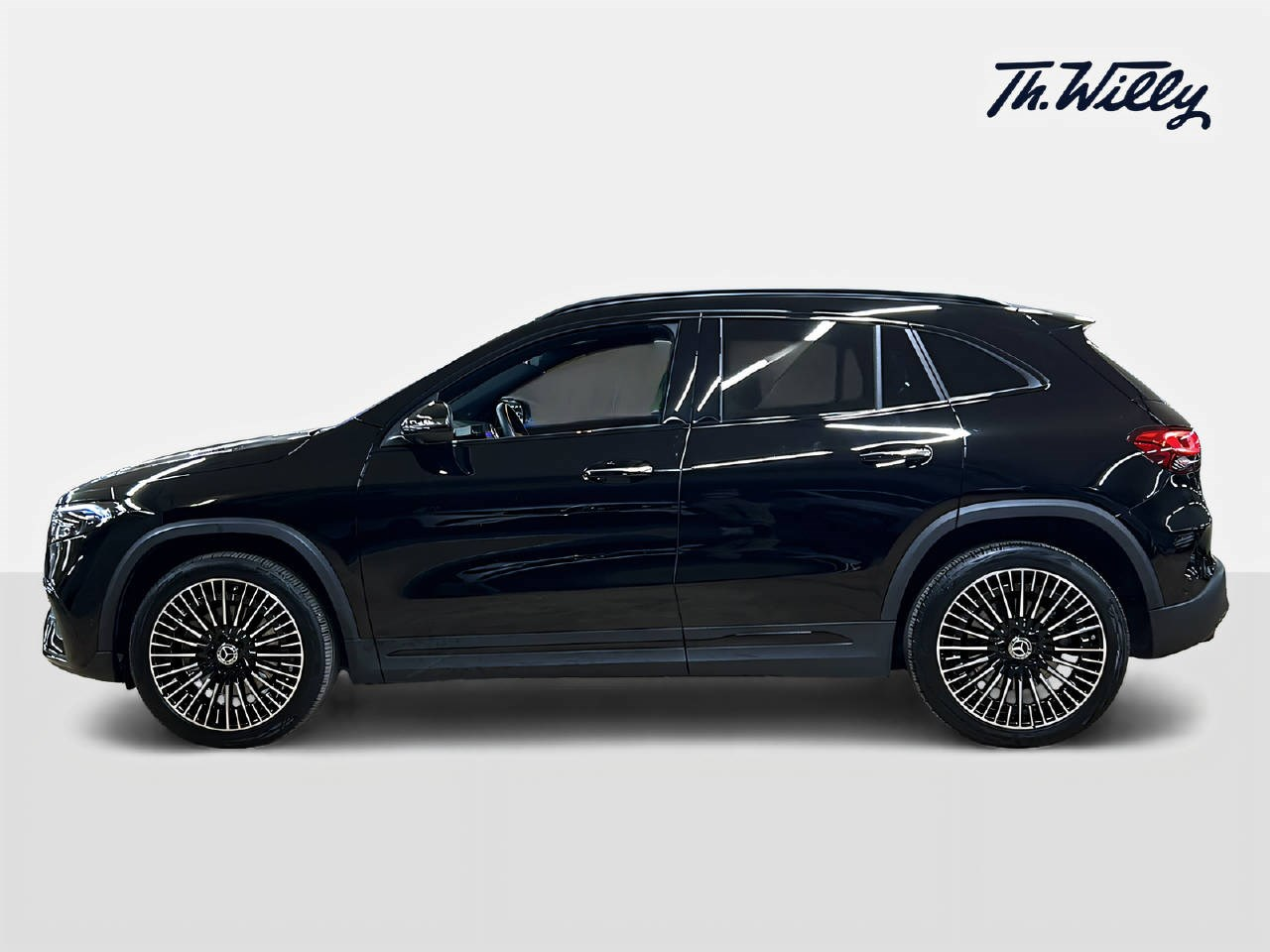 MERCEDES-BENZ EQA 300 Swiss Star AMG Line 4matic