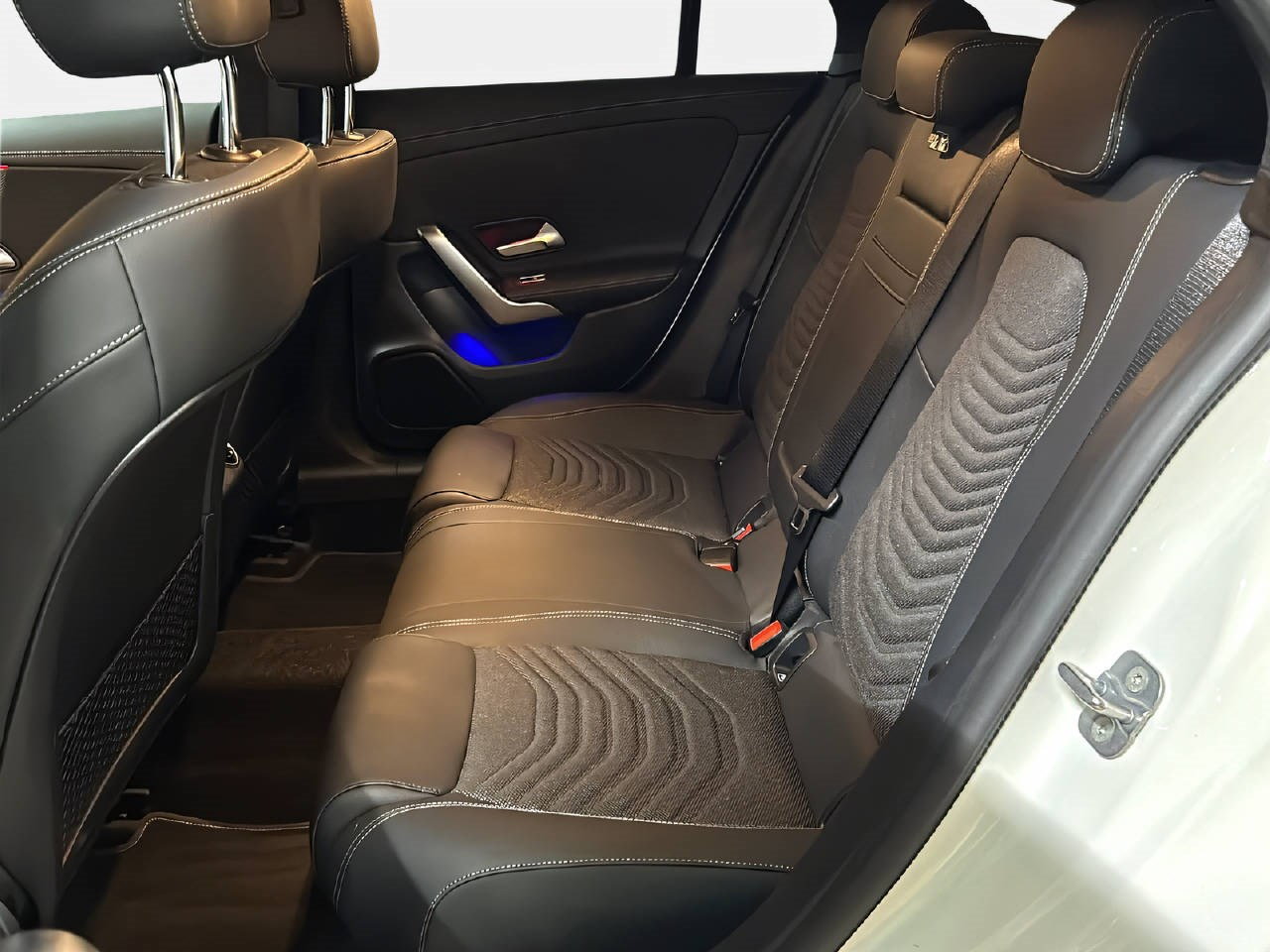 MERCEDES-BENZ CLA 180 d Progressive Shooting Brake