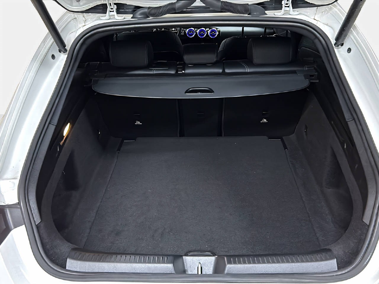 MERCEDES-BENZ CLA 180 d Progressive Shooting Brake