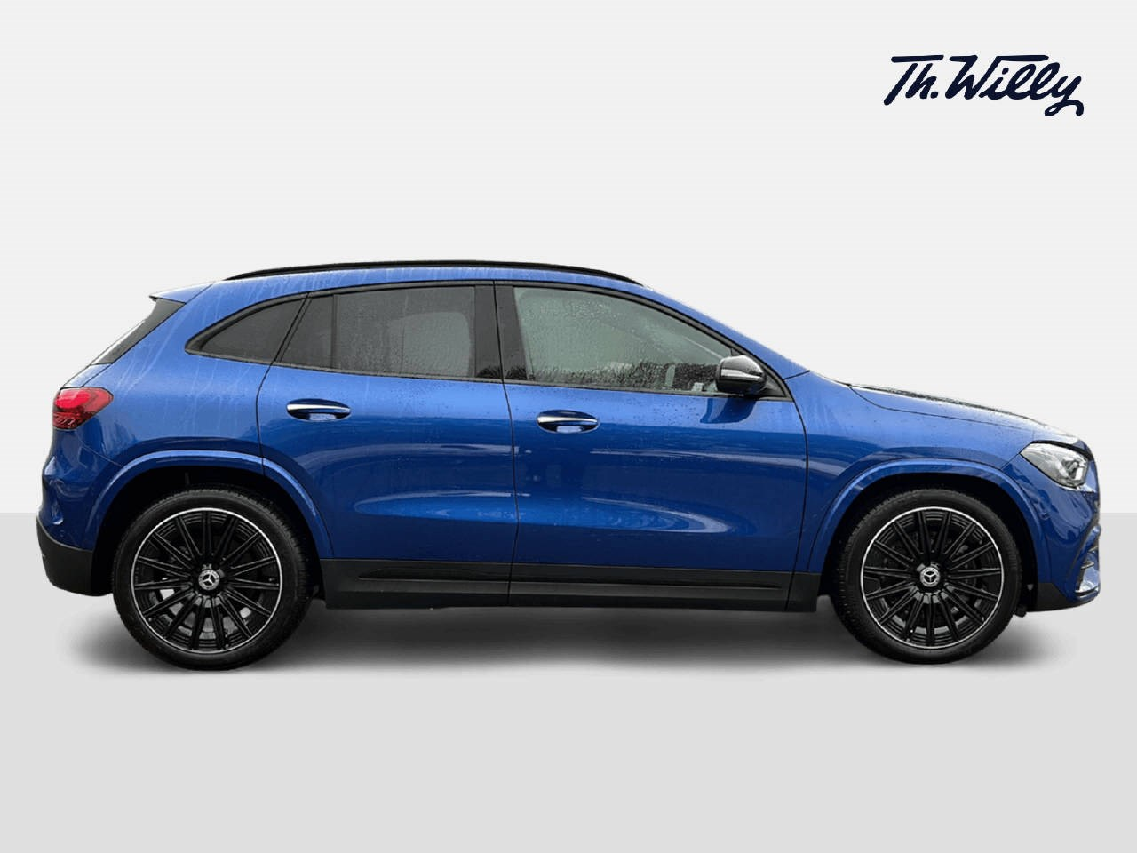 MERCEDES-BENZ GLA 250
