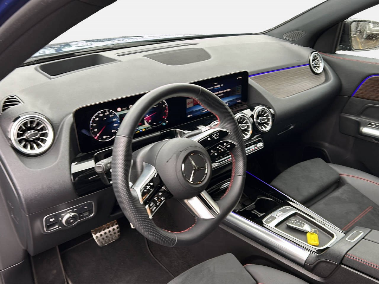 MERCEDES-BENZ GLA 250