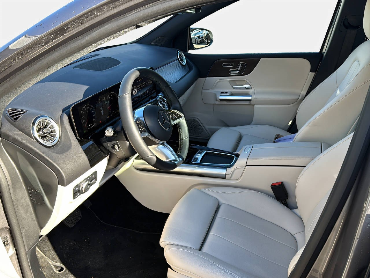 MERCEDES-BENZ B 250 Progressive 4matic