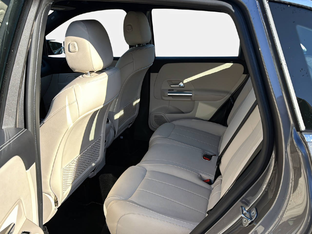 MERCEDES-BENZ B 250 Progressive 4matic