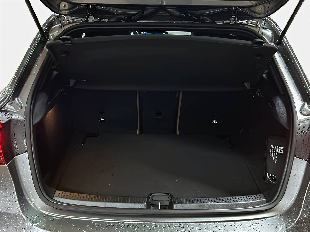 MERCEDES-BENZ A 220 AMG Line 4m